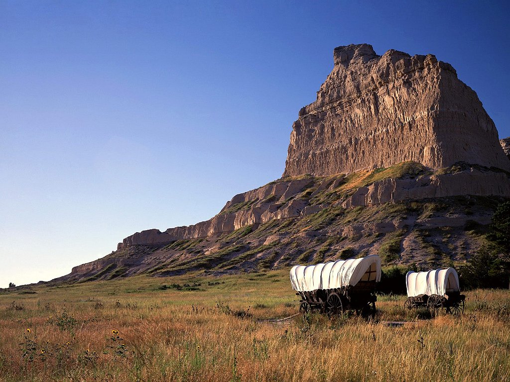 Eagle Rock and Wagons, Scottsbluff National Monument, Nebraska